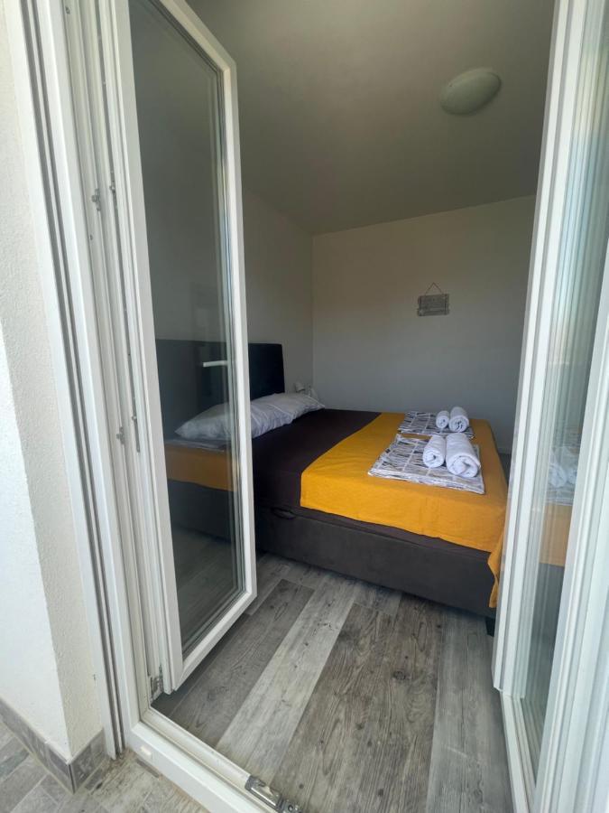 Villa Iva Vodice Exteriör bild