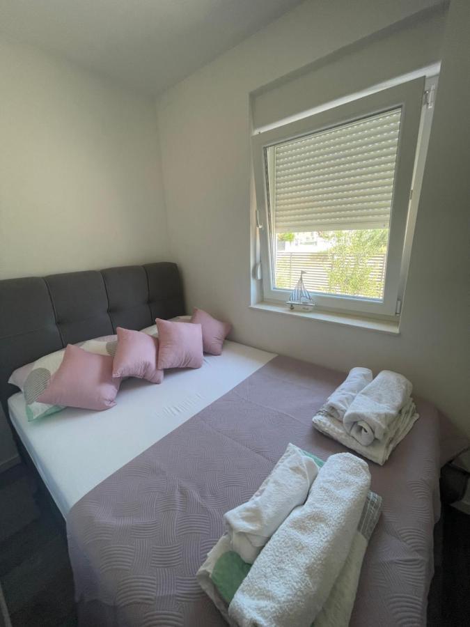 Villa Iva Vodice Exteriör bild